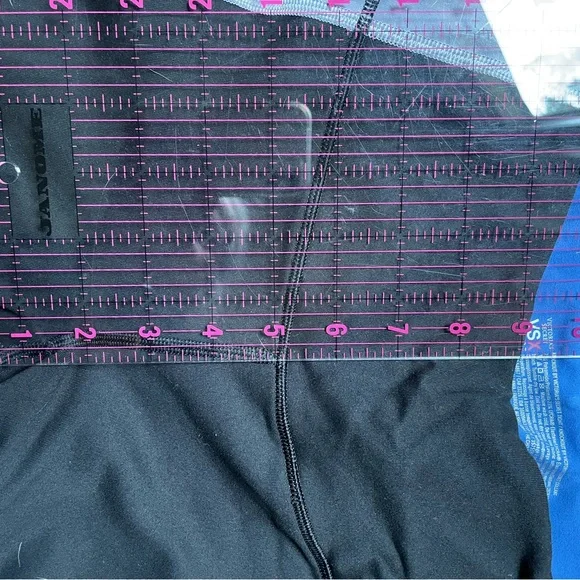 Knock Out Tights - Picture 7 of 7